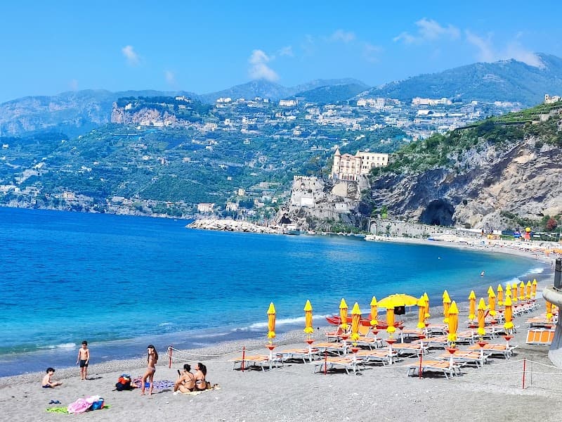 Spiaggia di Maiori (Maiori Beach)
